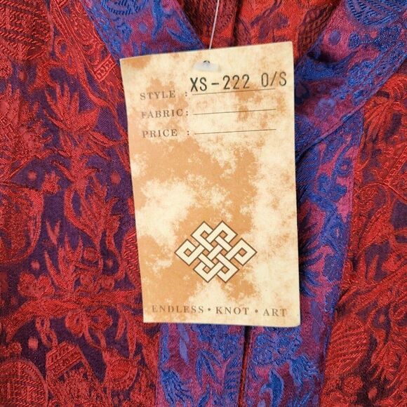 Women's Endless Knot Art Blouse Saigon Top Red Long Sleeve One Size NWT - Picture 7 of 9